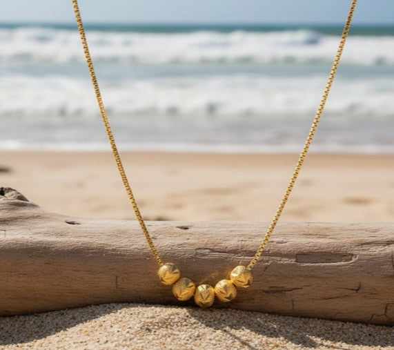 Five-Bead Necklace | 18k gold plated, Stainless Steel