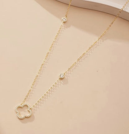 Four-Leaf Clover Zirconia Necklace | S925 Sterling Silver / 18k gold plated